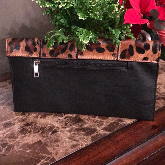 🆕 Beautiful black leather clutch/crossbody - Picture 2 of 6